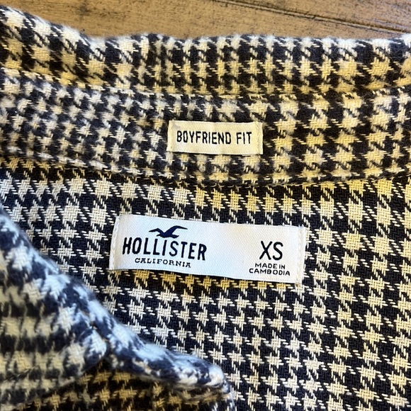 Hollister xs boyfriend fit flannel - Picture 3 of 4